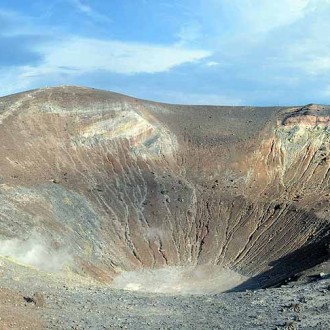 Salita Al Cratere Di Vulcano